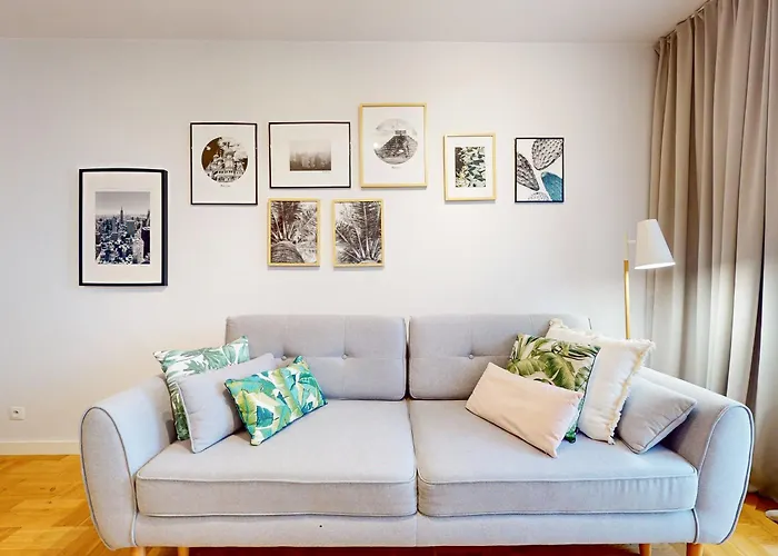 아파트 Harmony Park Ochota 2 Parking